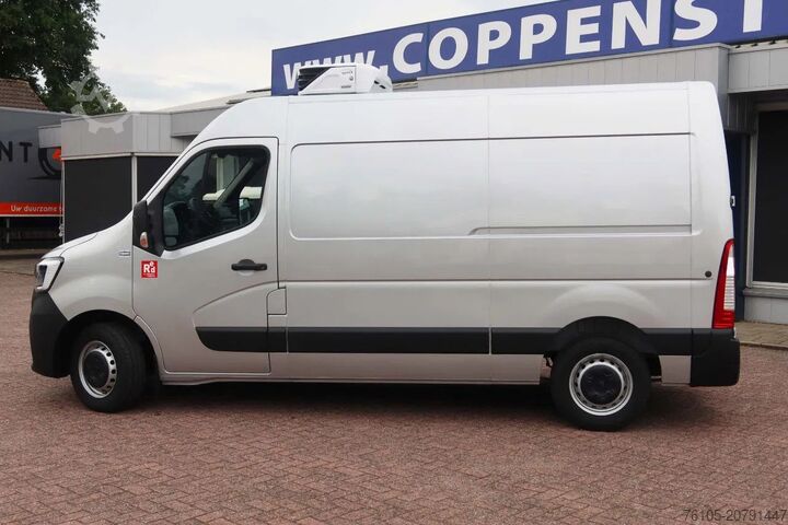 Refrigerated/freezer transport (delivery van) Renault Master Red Edition 150 PK Carrier Xarios 350 Ko...