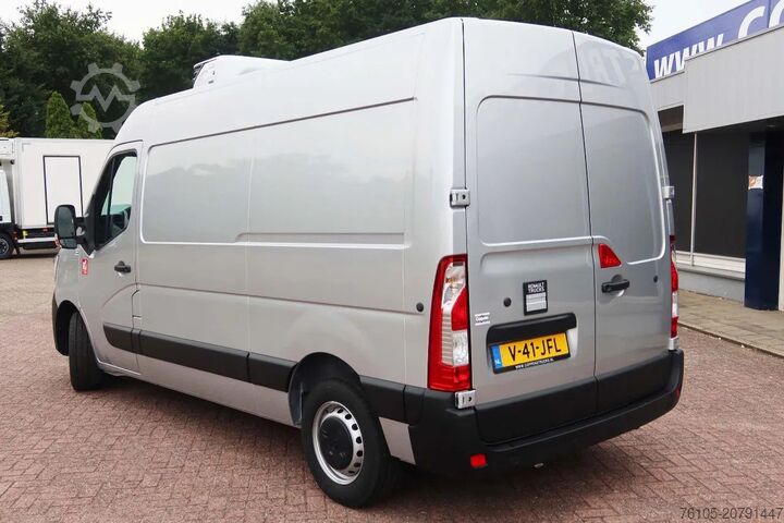 Refrigerated/freezer transport (delivery van) Renault Master Red Edition 150 PK Carrier Xarios 350 Ko...
