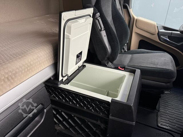 Koffer Mercedes-Benz ACTROS 2648 / 6X2 / Taill lift / TUV: 3-2026 / ...