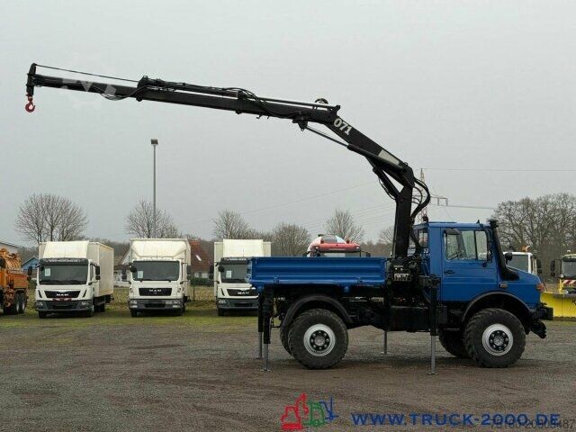 Three-sided tipper truck Unimog U1650 Hiab 071AW - 5+6 Steuerkreis - 2Zapfwellen