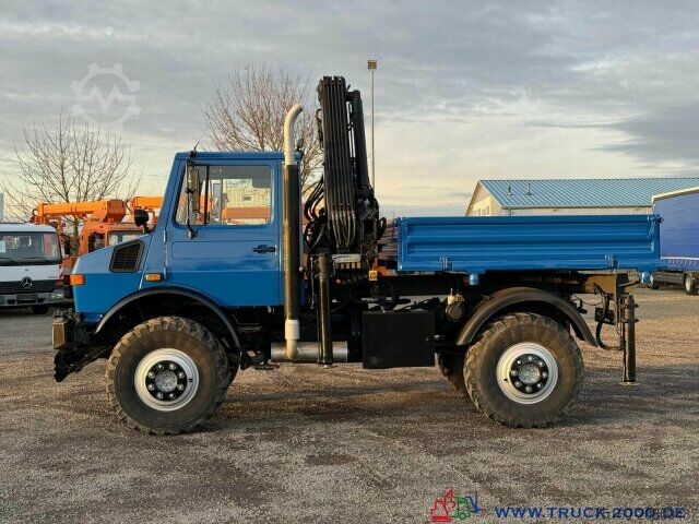 Three-sided tipper truck Unimog U1650 Hiab 071AW - 5+6 Steuerkreis - 2Zapfwellen