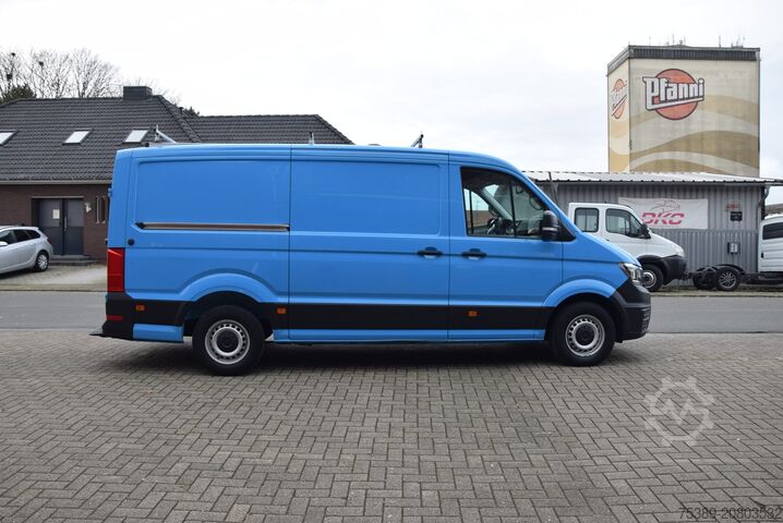 Panel van VW Crafter 35 Flach Werkstattwagen Regale AHK Klima