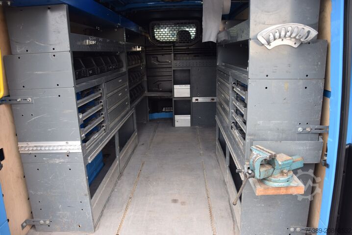 Panel van VW Crafter 35 Flach Werkstattwagen Regale AHK Klima