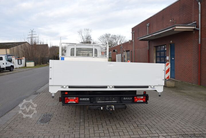 Pick-up van Iveco Daily 70 C18 Doka Pritsche 7-Sitzer AHK 3,5 To