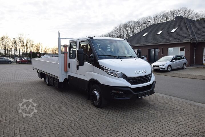 Pick-up van Iveco Daily  70 C18 Doka Pritsche 7-Sitzer AHK 3,5 To