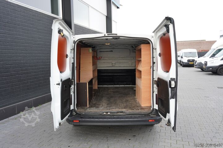 Panelová dodávka Nissan NV300 1.6 dCi L2 EURO 6 - Airco - Navi - Cruise...