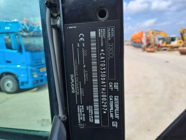 Crawler excavator CAT 330 DL UHD (21m UHD + standard boom)