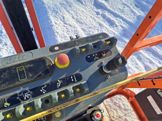 Teleskopbühne JLG EC520AJ