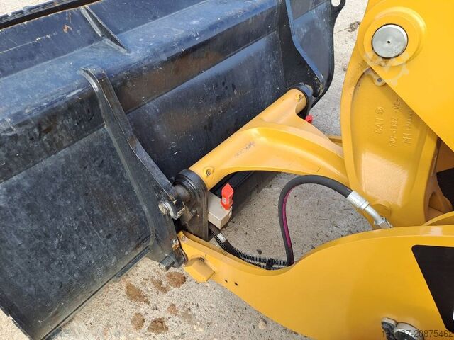 Wheel loader CAT 906 (Bucket+Forks)