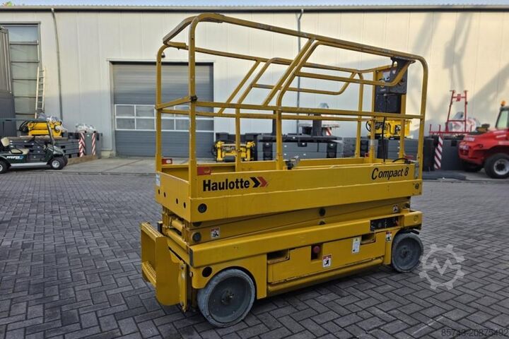 Scissor lift Haulotte Compact 8 As-Is, Electric, 8.2m Working Height, 35