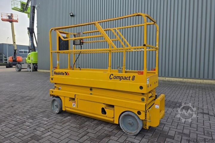 Scissor lift Haulotte Compact 8 As-Is, Electric, 8.2m Working Height, 35