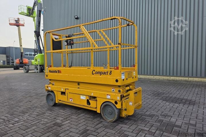 Scissor lift Haulotte Compact 8 As-Is, Electric, 8.2m Working Height, 35