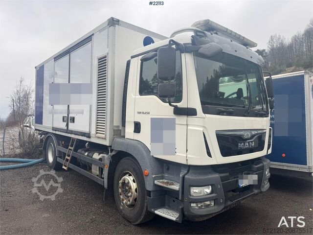MAN TGM 18.250 Box Truck / Jetting Truck – 110,000 km MAN TGM 18.250 Box Truck / Jetting Truck – 110,000 km