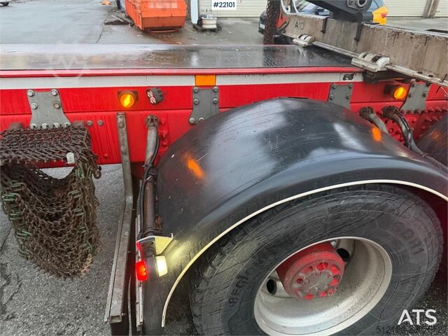 Log transporter Volvo FH16 8x4 Globetrotter Royal timber truck w/Loglift