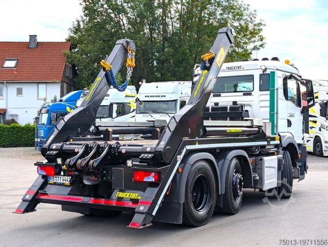 Billenőplatós teherautó MAN TGS 26.440 6x2-4 HYVA Absetzer, MIETEN?