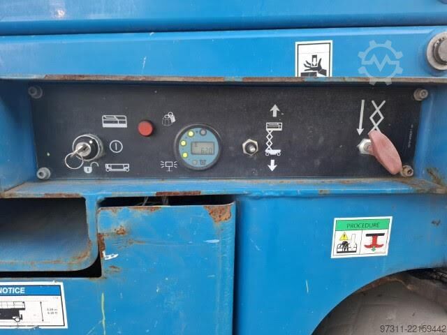 Nůžkový výtah Haulotte COMPACT 14