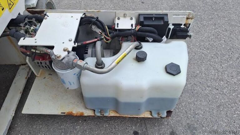 Nůžkový výtah Genie GS-1532