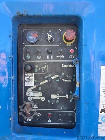 Teleskopická plošina Genie S-85