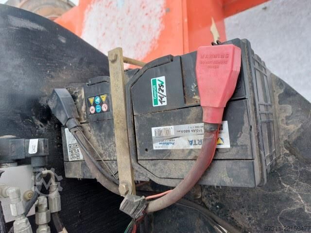 Teleskopická plošina JLG 460SJ