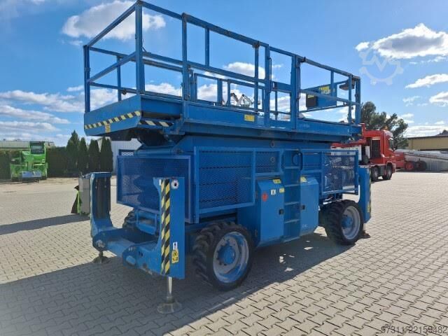 Nůžkový výtah Genie GS-5390 RT