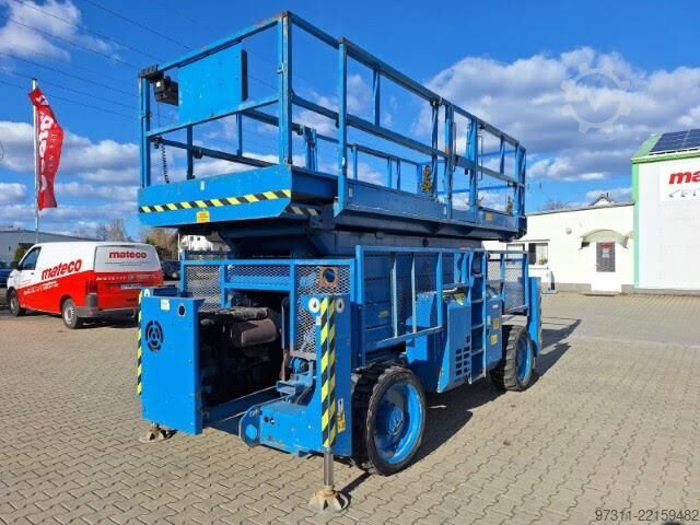 Nůžkový výtah Genie GS-5390 RT