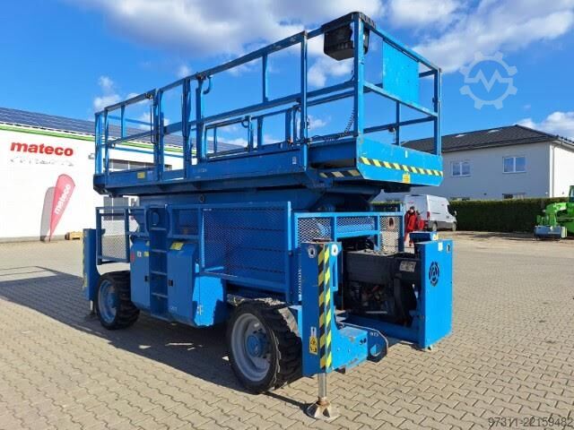 Nůžkový výtah Genie GS-5390 RT