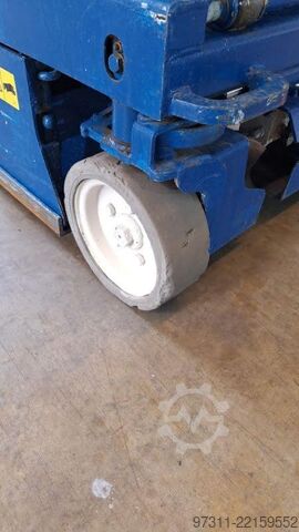 Elevador de tesoura SkyJack SJIII 3219