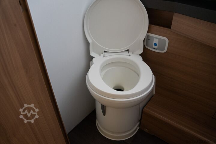 ADRIA MATRIX M 670 SC YARI ENTEGRE İKİNCİ EL ADRIA MATRIX M 670 SC