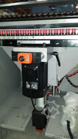 20-90-542 Meerspillige boormachine met meerdere assen WOODLAND MACHINERY BM21S