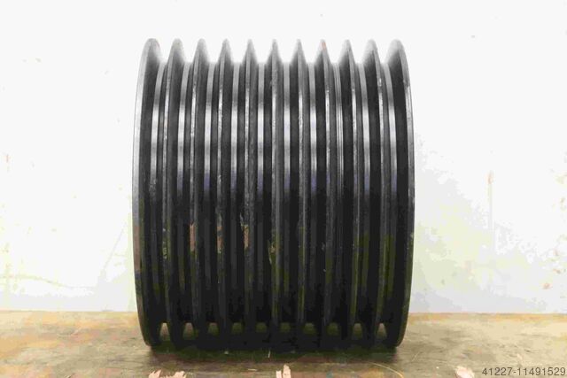 Polia de correia trapezoidal com 10 ranhuras Guss SPC 320-10 (22 mm)