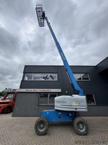 GENIE S-45 Telescoop hoogwerker / boomlift  4x4 DEUTZ DIESEL 4690uur  15,7M Werkhoogte 2014 GENIE S-45 Telescoop hoogwerker / boomlift  4x4 DEUTZ DIESEL 4690uur  15,7M Werkhoogte 2014