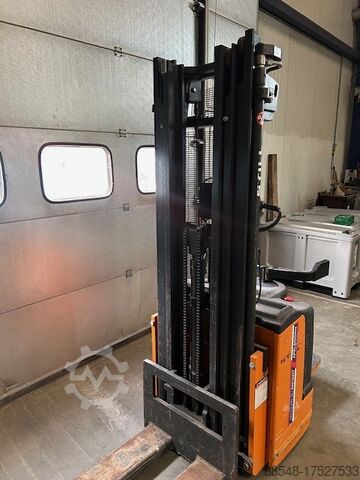 Handmatige stapelaar Still EGV14