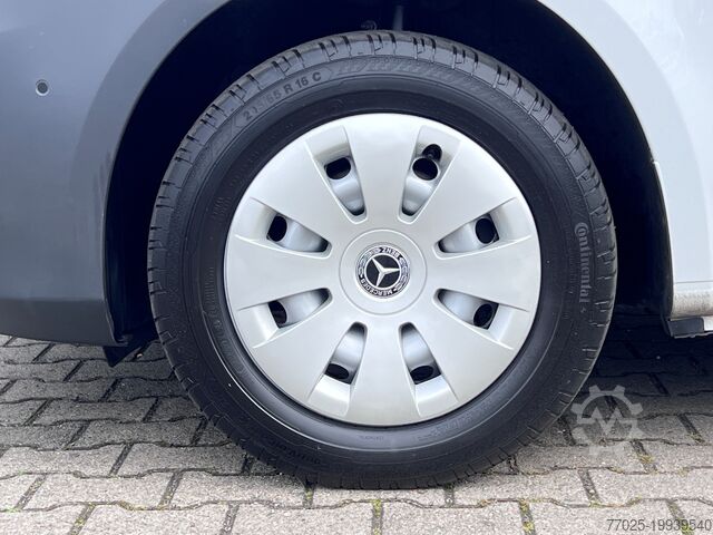 Panelbil lång Mercedes-Benz Vito