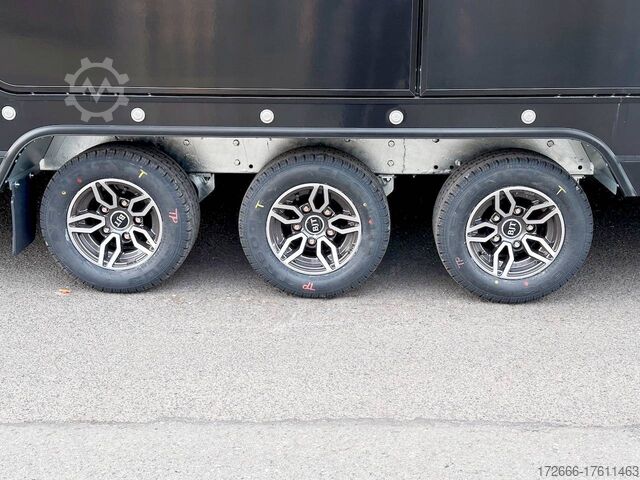 Walizka Brian James Trailers RACE TRANSPORTER 7 397-6023 600X235X199CM 3500KG