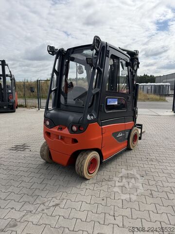 Electric 4-wheel forklift Linde E25-01