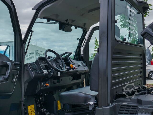 Schlepper John Deere Gator XUV865M