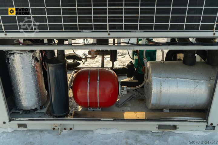 Refroidisseur/pompe à chaleur Used Aircooled chiller YORK YLHA 150 TP 380T 145 kW/150kW 2016 yom