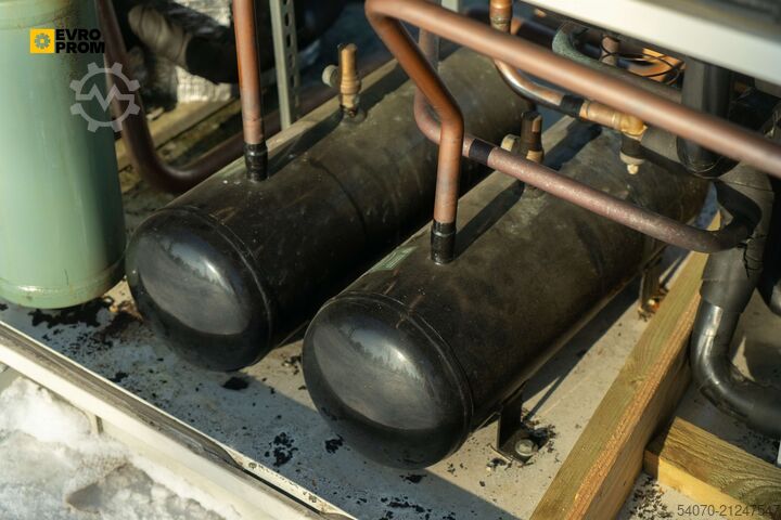 Refroidisseur/pompe à chaleur Used Aircooled chiller YORK YLHA 150 TP 380T 145 kW/150kW 2016 yom