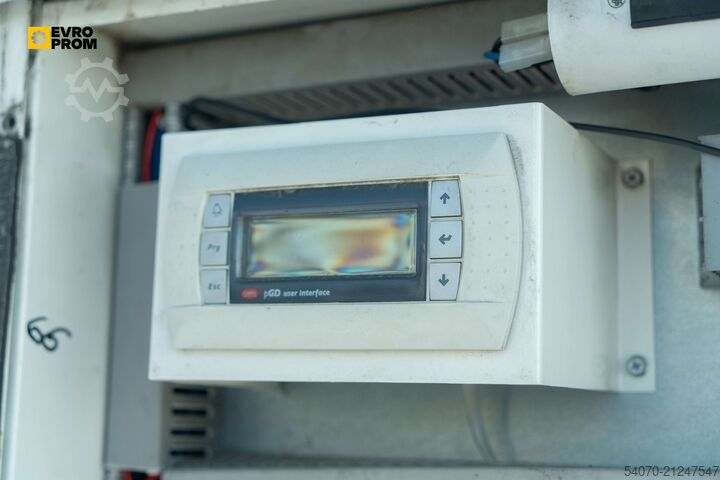 Refroidisseur/pompe à chaleur Used Aircooled chiller YORK YLHA 150 TP 380T 145 kW/150kW 2016 yom