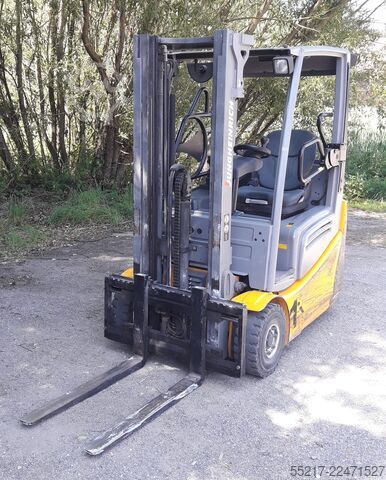 Gaffeltruck Jungheinrich EFG 215