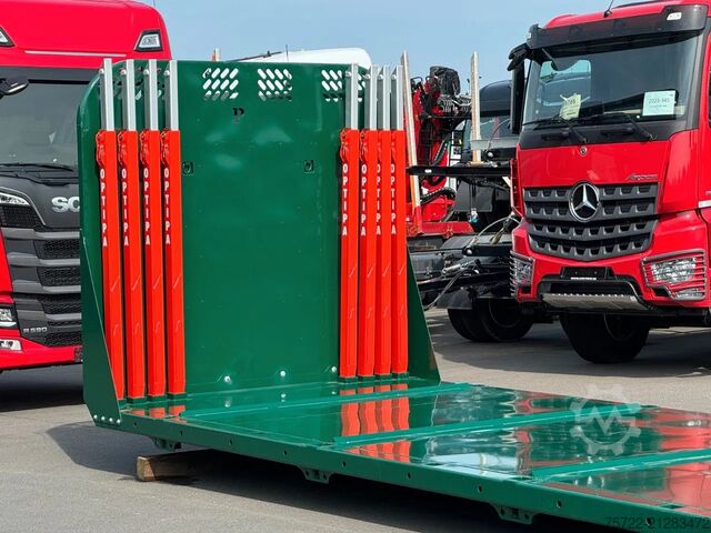 Přepravník dřeva PAVIC OPTIPA Abroll-Plattform Typ 144 PAVIC