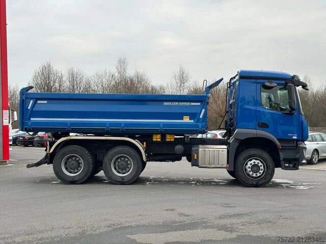 3 oldalú billenő Mercedes-Benz Arocs 2643 6x4 Dreiseitenkipper Meiller SOFORT