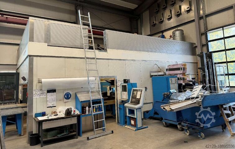 Punch nibbling machine FINNPOWER F6 SV