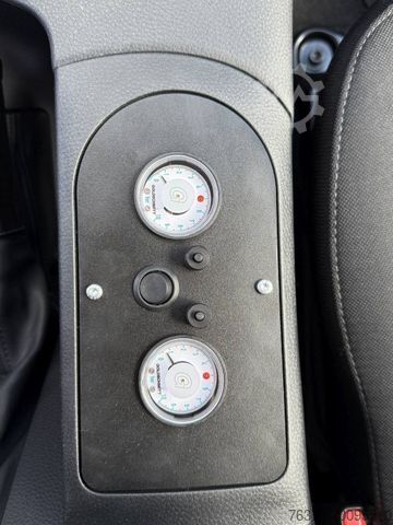 Transporter mit Kipper ISUZU D-MaxSpace Cab LS AT 4WD Kip Aufl 3.5t Winterp.