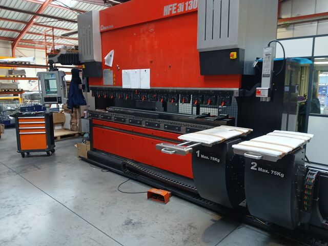 AMADA 3i press brake Amada HFE 3i 130-3