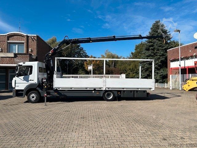 Vrachtauto met open laadbak MERCEDES-BENZ 1221 Pritsche + HIAB XS077 ES 3 - 4x2 weiß
