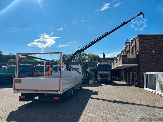 Vrachtauto met open laadbak MERCEDES-BENZ 1221 Pritsche + HIAB XS077 ES 3 - 4x2 weiß
