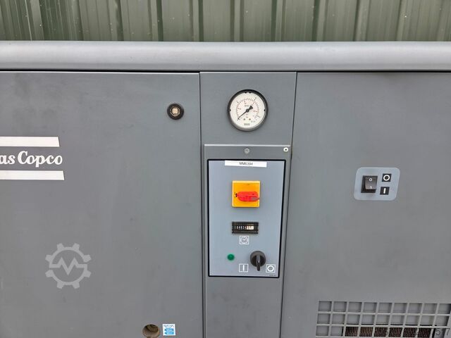 Rotatiecompressor Atlas Copco Airpower B.V. GX5 FF Rotary Screw Compressor and Tank