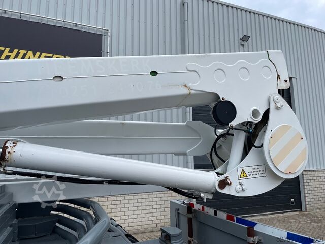 Scharnierende telescopische hoogwerker Merlo MPR 25