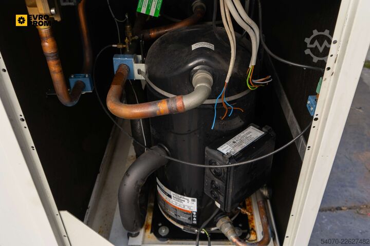 Hűtőgép Used Industrial Chiller RC GROUP - 123 kW | With warranty
